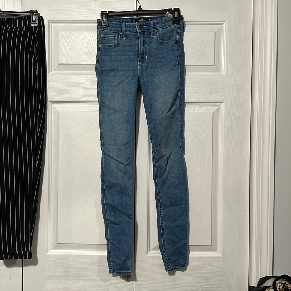 Hollister High Rise Super Skinny Jeans